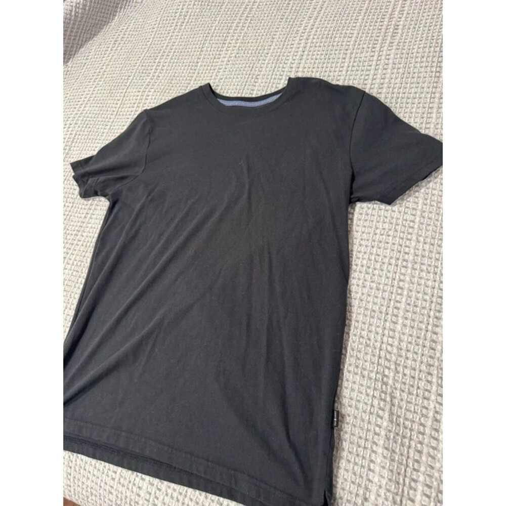 Men’s Black Basic Lucky Brand T-Shirt-Size Medium